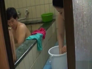 Bath cleaning of Step mom 24