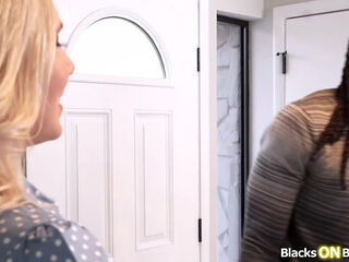 Blonde wife letting that black neighbor fuck her pussy