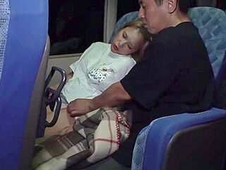 530dg-177 Strong In The Night Bus 5 People #01