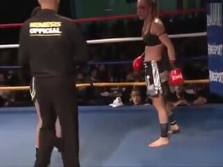 Female thai boxing