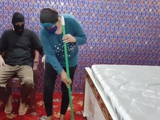 Makan Malik Ne Kam Wali Bai Ko Choda Big Ass Indian Maid Hard Fucking By Her House Owner