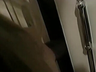Jilling MILF finds a BBC peeking behind the door