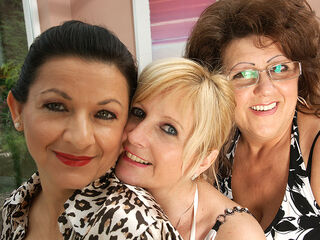 Three Mature Lesbians Have Some Serious Fun - MatureNL