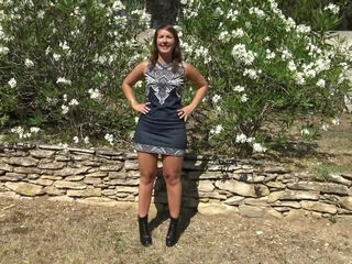 Rebecca, 26 years old, cute and very naughty! - Jacquie et Michel TV