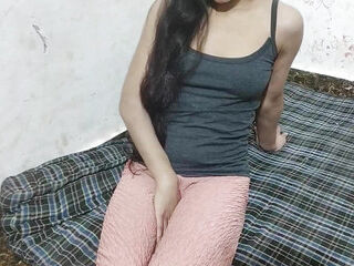 Bhabhi ko patak ke jabar dasti doodh pee gya mai