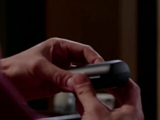 Angela thanks her private driver in her own way… - Jacquie et Michel TV