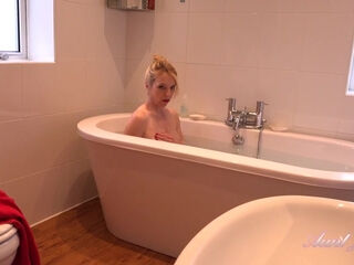 Auntie Lucinda Bathtub Jerk Off Instruction