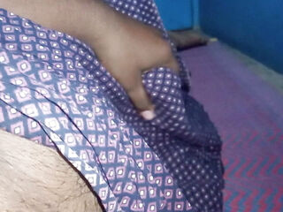 Usha bhabhi ki chodai aur big cock and anal massage