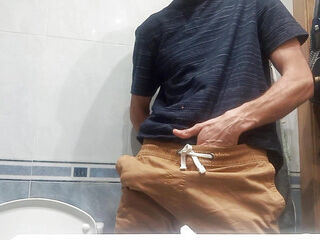 Tremendous jerk off by a skinny young boy!