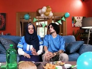 Hijab Stepmom Super Bowl Tradition