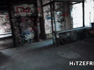 Fuck date for Lullu Gun in abandoned railway area! - Hitzefrei