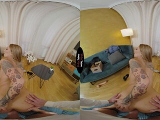 Dominno VR Porn: Mommy Wants It Big - VirtualTaboo