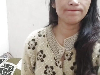 Desi hot bhabhi ko bathroom me pela