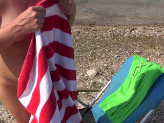 See Exhibitionist Milf Beth Show Off Her Hairy Pussy At The Beach - MatureNl