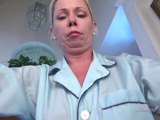 Your Step-Auntie Liz Helps You with Your Workout