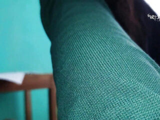 Sneaking out to sister's friend to fuck her