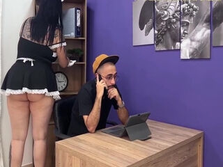 My Maid Helps Me With My Stress By Fucking Without A Condom - Zamantha Lopez - Soldierhugecock 12 Min