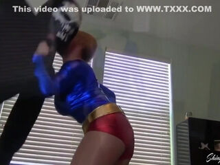 Ultra Girl - Dee Williams