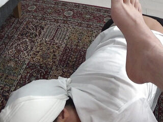 I Fucked My Horny Arab Stepmom Again While My Daddy Is at Work