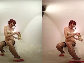224 - Barra Key - Petite Mature Solo Model Toying