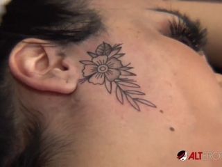 Newbie Jada Cruz Adds to her Ink Collection With a Face Tattoo and Hard Fucking