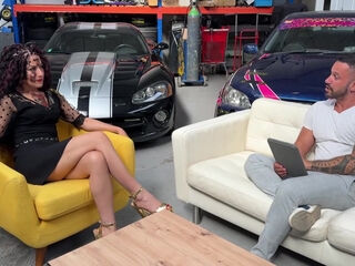 Joss finds fun - Jacquie et Michel TV