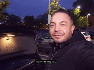 Andy fucks Liz at a main road in the heart of Berlin - Hitzefrei