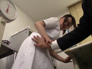 LJ2201-Mature nurse fucked big butt from behind by hospital patient