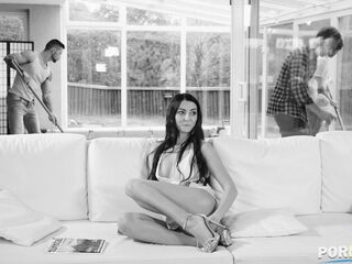 3 Window Cleaners Service Horny Housewife Katy Rose With an Airtight DP GP2141 - PornWorld