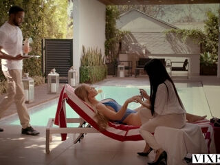 Adorable MILF grants him with an amazing blowjob on her knees