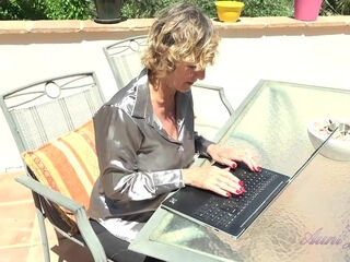 Molly Fantasizes and Masturbates After Outdoor Remote Work Meeting