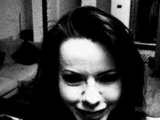 Stunning Sexy Milf Amica Bentley Fucks Her Boyfriend and Is Rewarded With a Hot Load Of Cum All Over Her Stomach