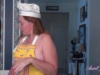 Cooking with Auntie Natasha