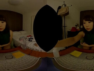 Virtual Sex Through Live Chat With A Married Woman; Japanese Milf Solo Masturbation
